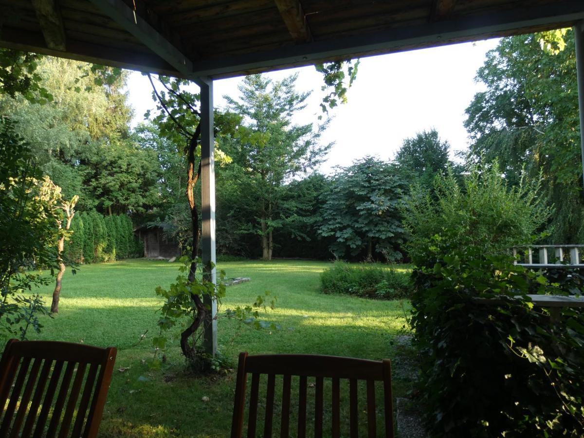 Gartenwohnung Juliana Gstadt Laeufers Chiemsee Holiday Home Gstadt am Chiemsee Buitenkant foto